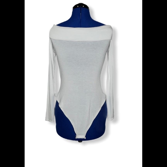 White Off Shoulder Bodysuit From Boohoo - Picture 2 of 3